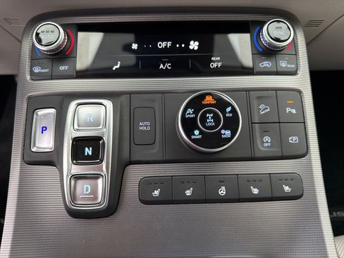 Used 2025 Hyundai Palisade Calligraphy image 30