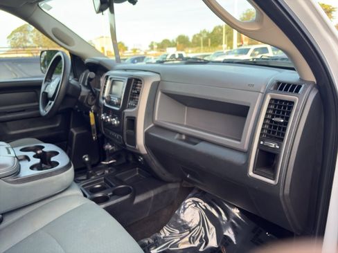 Used 2016 RAM 3500 Tradesman w/ Chrome Appearance Group image 27