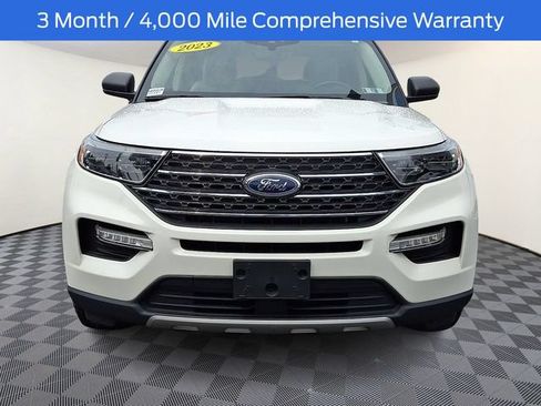 Certified 2023 Ford Explorer XLT w/ Equipment Group 202A AWD/4WD image 2