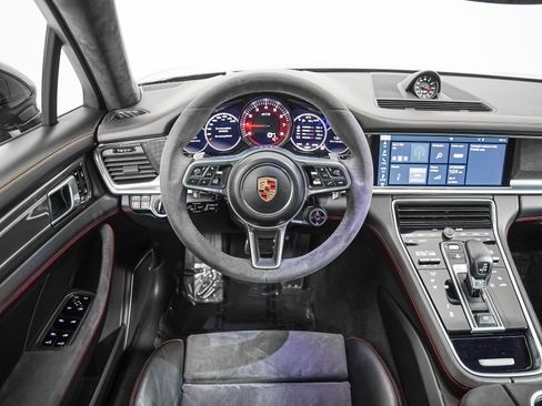 Certified 2019 Porsche Panamera GTS AWD/4WD image 16