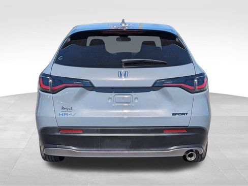 Used 2024 Honda HR-V Sport image 4