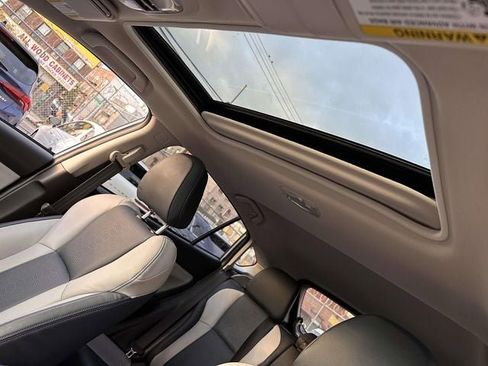 Used 2023 Subaru Crosstrek Hybrid w/ Moonroof Package w/Navigation image 18