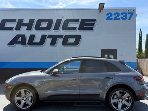 Used 2018 Porsche Macan S AWD/4WD image 25
