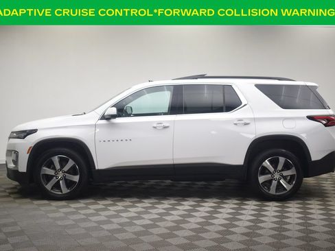 Used 2023 Chevrolet Traverse LT w/ LT Premium Package AWD/4WD image 13