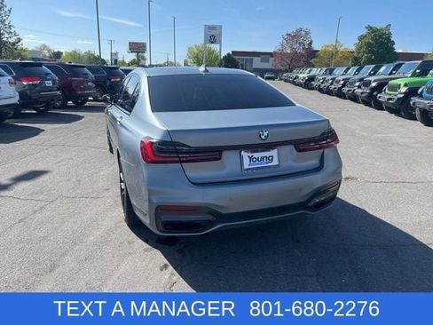 Used 2022 BMW 750i xDrive w/ Autobahn Package image 3