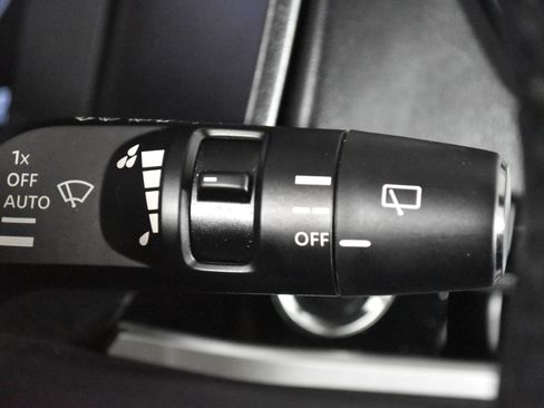 Used 2024 Mitsubishi Outlander SE image 23