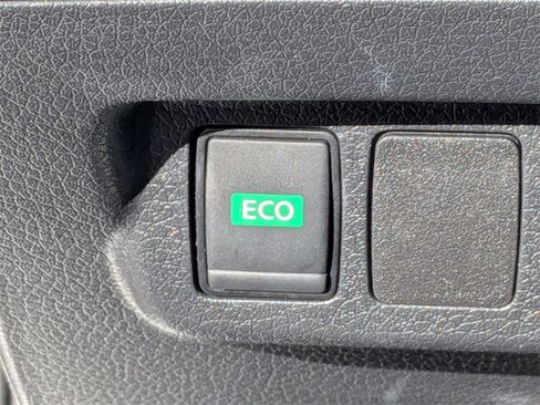 Used 2019 Nissan Sentra SV image 30