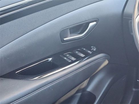 Certified 2023 Hyundai Tucson Limited image 11