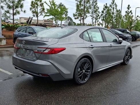 New 2026 Toyota Camry SE FWD image 6
