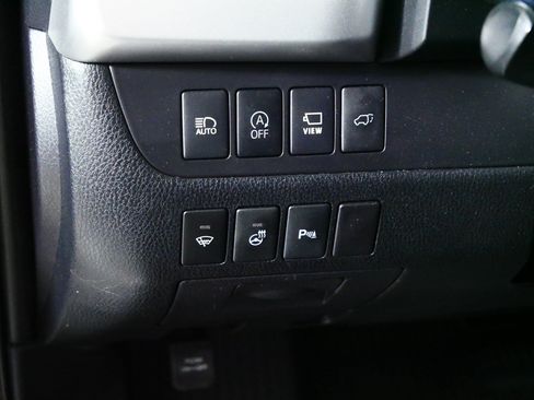 Used 2019 Toyota Highlander Limited Platinum AWD/4WD image 33