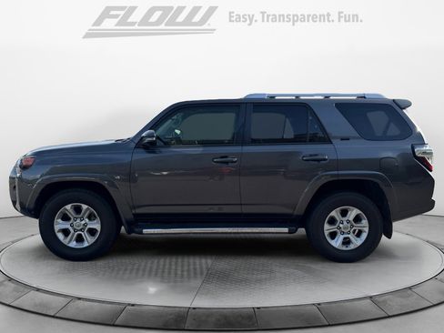 Used 2016 Toyota 4Runner SR5 Premium RWD image 4