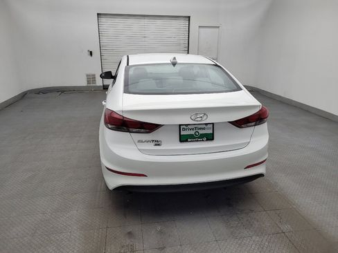Used 2017 Hyundai Elantra SE image 6