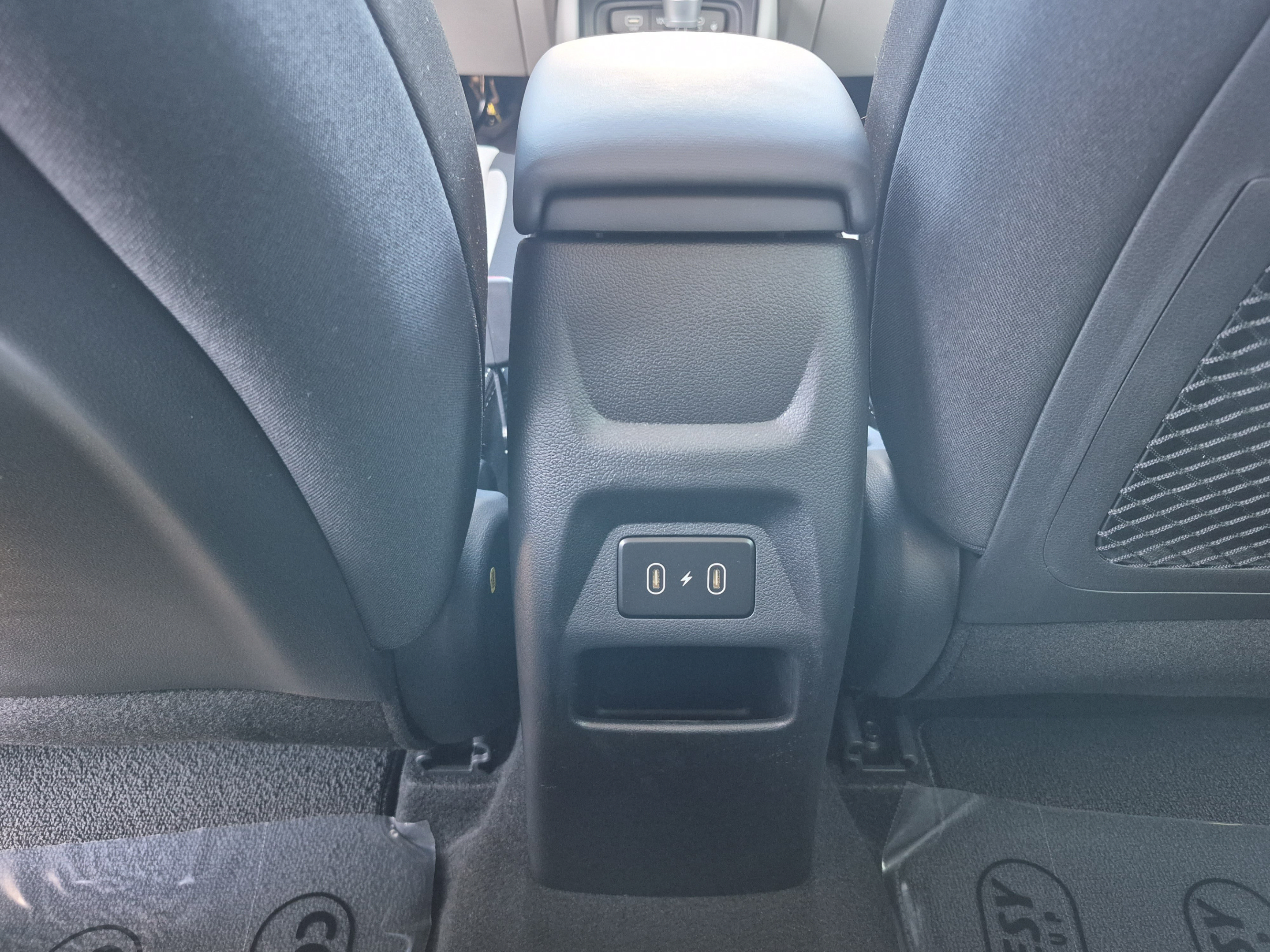 New 2026 Hyundai Venue SEL FWD image 14