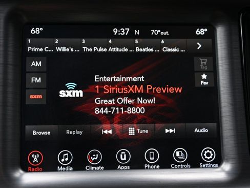 Used 2017 Dodge Challenger R/T Scat Pack RWD image 27