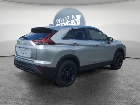New 2026 Mitsubishi Eclipse Cross LE AWD/4WD image 3