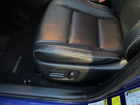 Used 2014 Toyota Corolla S Premium image 27