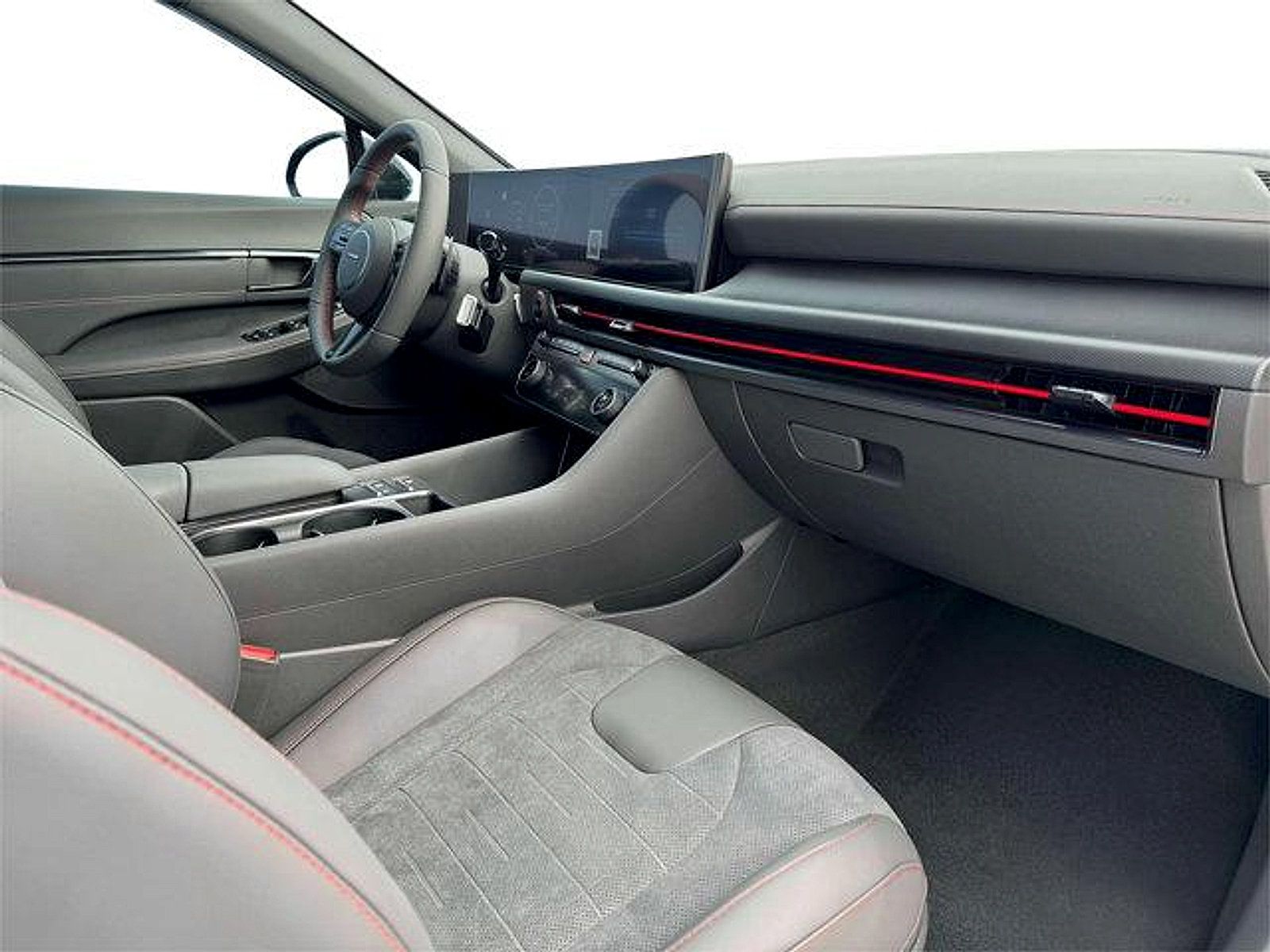 New 2025 Hyundai Sonata N Line FWD image 15
