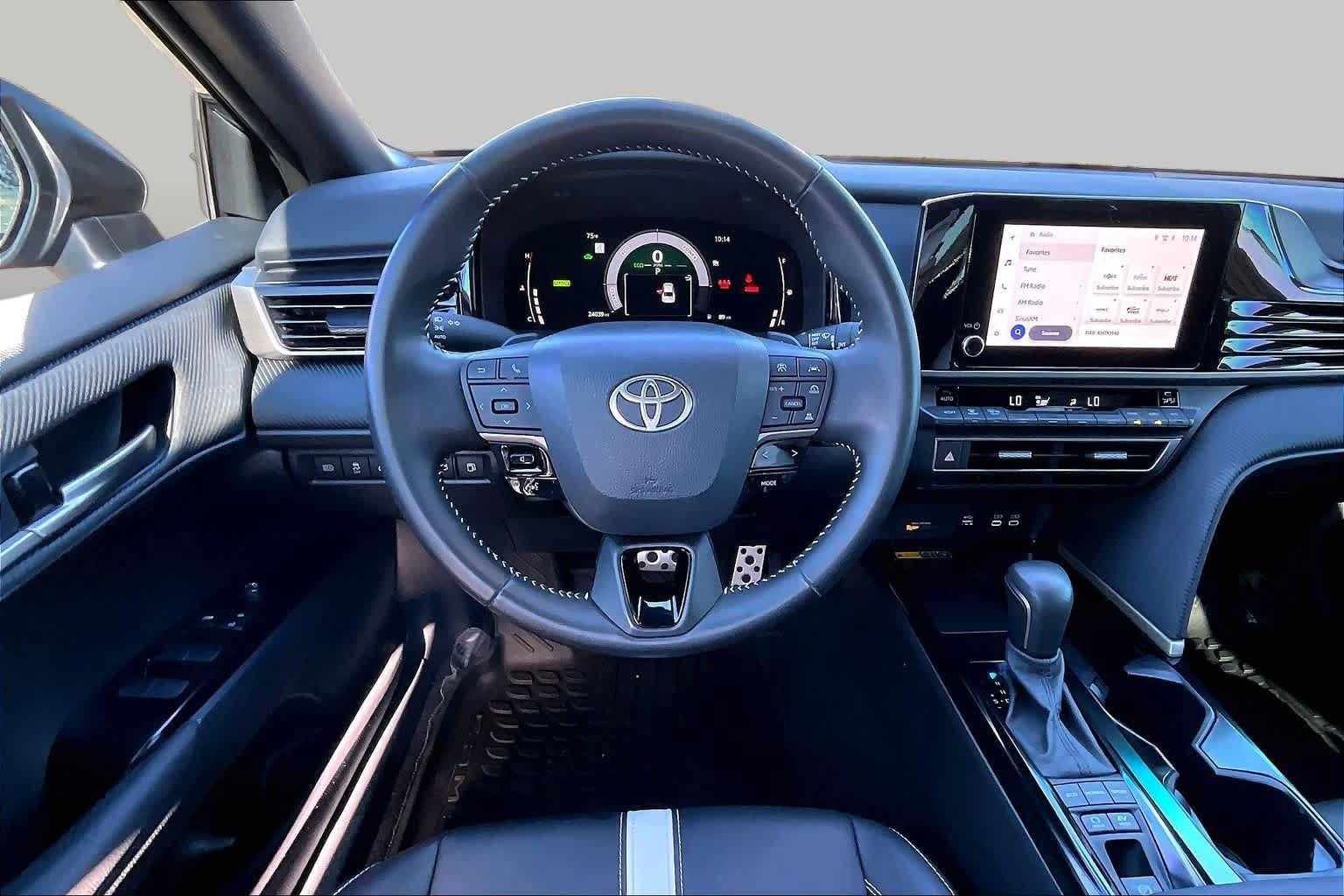 Certified 2025 Toyota Camry SE w/ Convenience Package FWD image 5