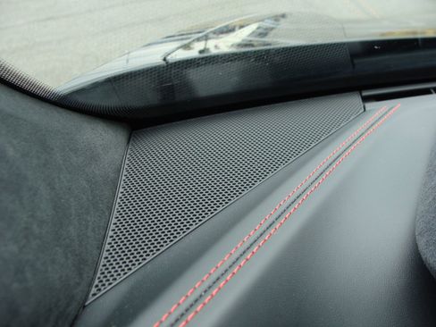 Used 2023 Audi RS e-tron GT image 33