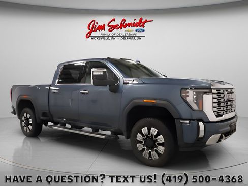 Used 2025 GMC Sierra 2500 Denali w/ Denali Reserve Package AWD/4WD image 1