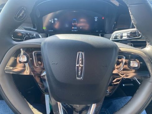 New 2025 Lincoln Corsair Grand Touring AWD/4WD image 21