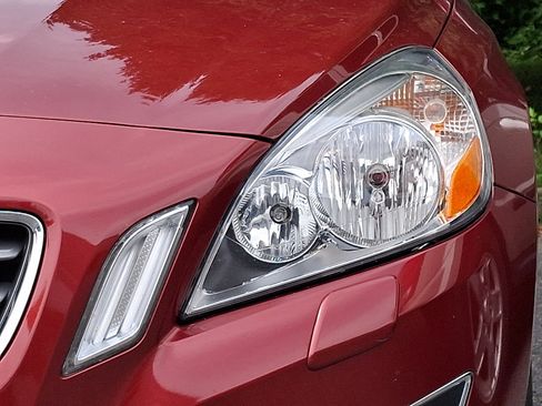 Used 2013 Volvo S60 T5 FWD image 3