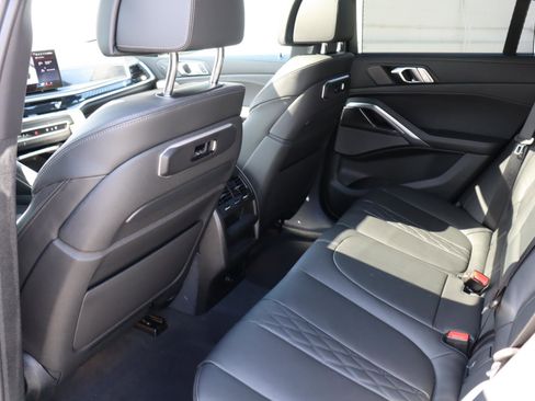 New 2026 BMW X6 M60i image 14