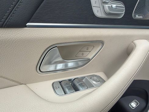 Used 2020 Mercedes-Benz GLE 580 4MATIC image 12