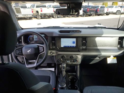 Used 2023 Ford Bronco Big Bend image 26