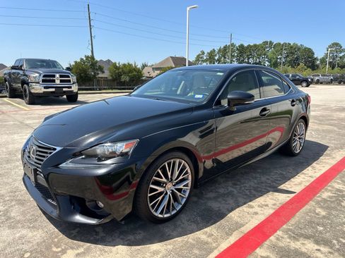 Used 2014 Lexus IS 250 w/ Premium Package RWD image 3