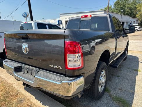 Used 2024 RAM 2500 Tradesman w/ Chrome Appearance Group AWD/4WD image 3