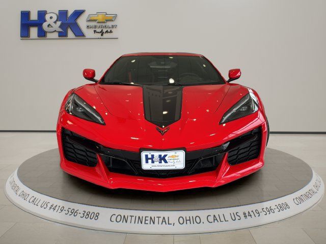 Used 2023 Chevrolet Corvette Z06 RWD image 2
