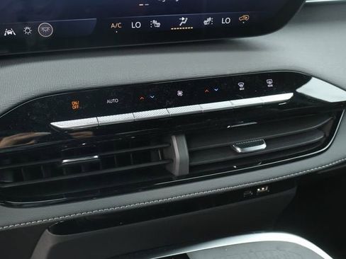 New 2026 Buick Enclave Preferred w/ Power Package AWD/4WD image 40