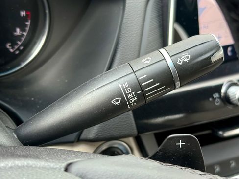 Certified 2022 Cadillac CT4 Luxury w/ Sun And Sound Package image 27