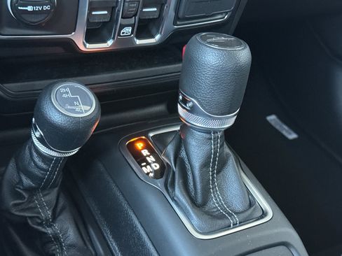 New 2026 Jeep Gladiator Sport image 19