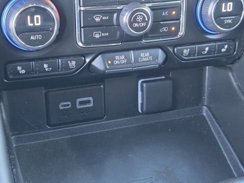 Used 2023 Chevrolet Tahoe High Country image 29