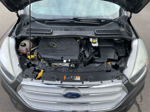 Used 2018 Ford Escape SE w/ Ford Safe & Smart Package image 31