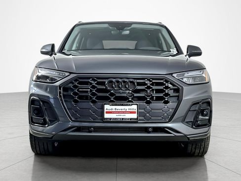 Used 2023 Audi Q5 e Premium Plus w/ Premium Plus Package image 8