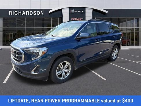 Used 2020 GMC Terrain SLE w/ Driver Convenience Package FWD image 4