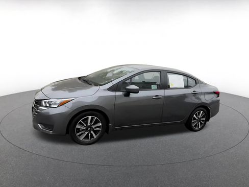 Used 2025 Nissan Versa SV w/ Trunk Package FWD image 8