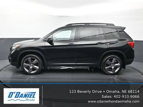 Used 2021 Honda Passport Touring image 2