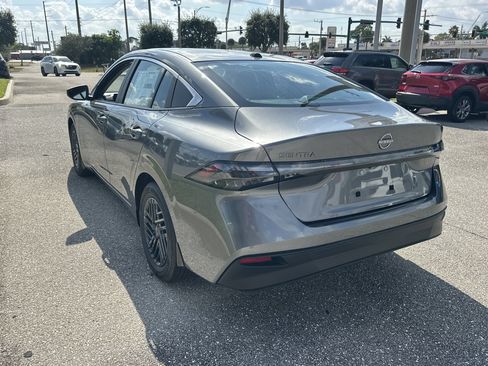 New 2026 Nissan Sentra SV image 9