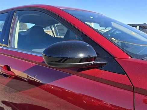 New 2025 Nissan Altima 2.5 SR image 25