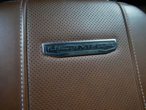 Used 2024 GMC Sierra 3500 Denali Ultimate image 28