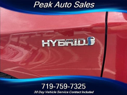 Used 2013 Toyota Prius Two image 33