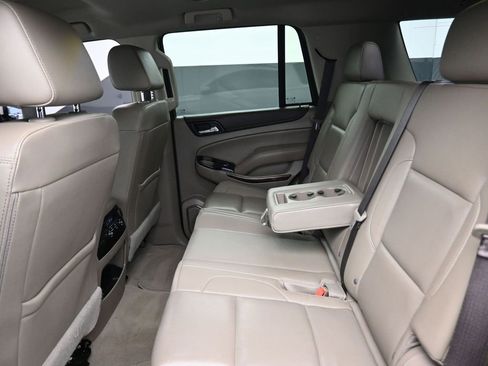 Used 2019 GMC Yukon SLT AWD/4WD image 29