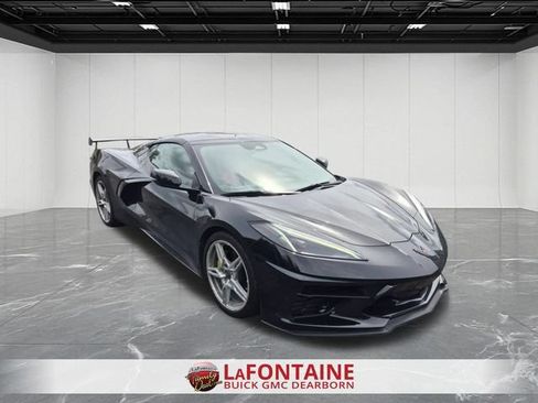 Used 2024 Chevrolet Corvette Stingray Coupe w/ 1LT RWD image 7