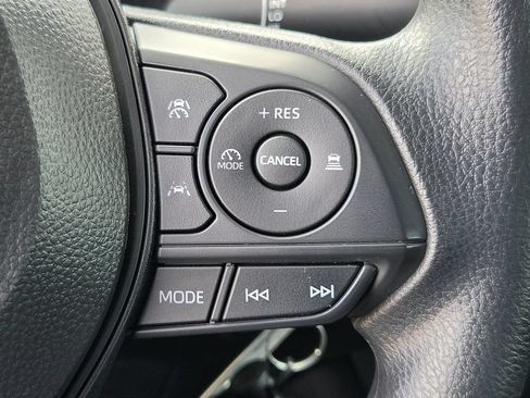 Used 2026 Toyota Corolla LE FWD image 21