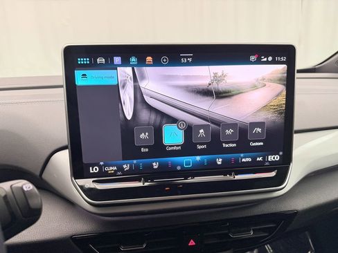 Used 2024 Volkswagen ID.4 Pro S image 21