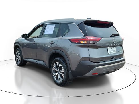 Certified 2023 Nissan Rogue SV w/ SV Premium B Package AWD/4WD image 3